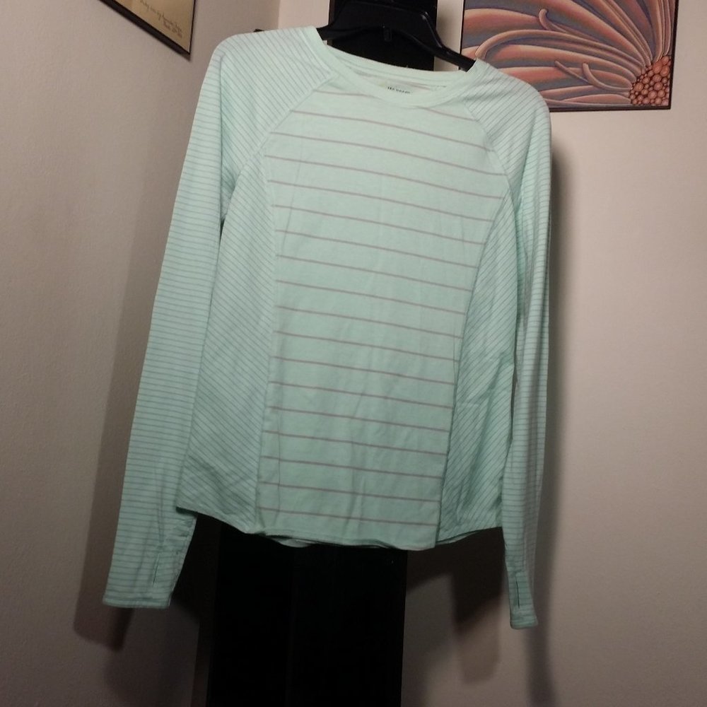 Long sleeve sea foam green athletic shirt